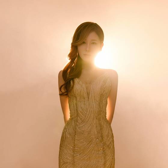 싱어송라이터 '셀레네(Selene)', 'SELENE'로 데뷔