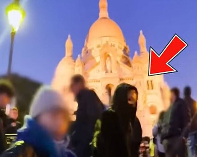 지수가 로제에게 팬인척 다가갔다가 제지 당했다. / 유튜브 숏츠 캡처