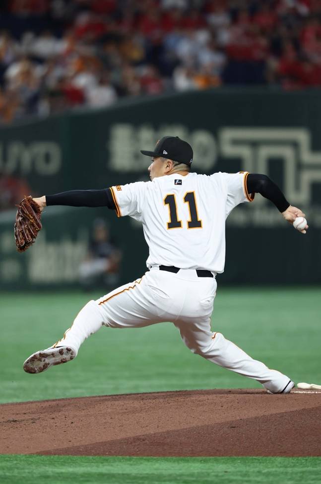 1일 투구하는 다나카. /사진=요미우리 자이언츠 SNS