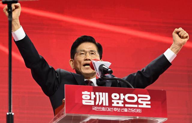 ▲국민의힘 대선 후보로 선출된 김문수 후보가 3일 경기 고양시 킨텍스에서 열린 국민의힘 전당대회에서 수락 연설을 하고 있다. ⓒ연합뉴스