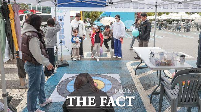어린이날 시흥시청에서 즐기는 민속놀이 체험 /시흥시