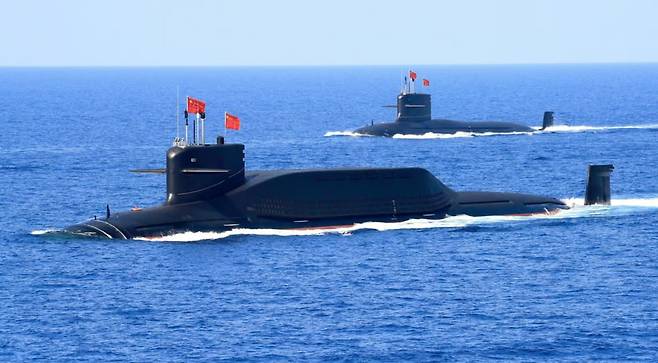 남중국해에 있는 094A형 탄도미사일 핵잠수함. /중국군