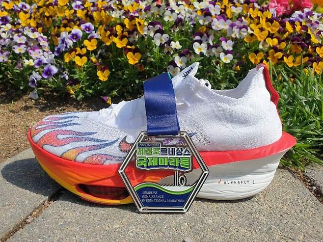 7fed8273b58768f251ef8fe0478175738fc249d979fbe90a9be5f493a310bf0b