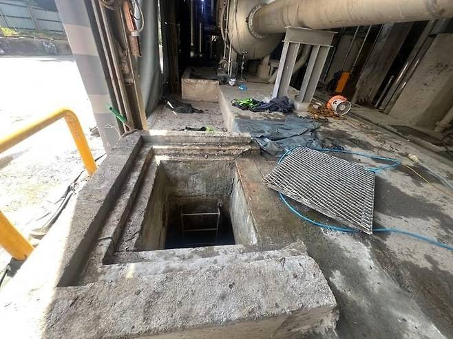 IMG_5058.jpeg [속보] 전주 제지공장서 직원 5명 맨홀 빠져.. 2명 심정지