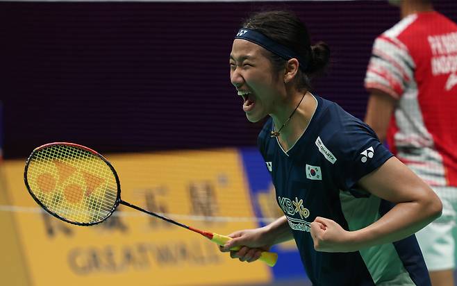 안세영이 3일 중국에서 열린 수디르만컵 4강 인도네시아전 여자단식 승리를 이끌었다. [신화=연합뉴스]