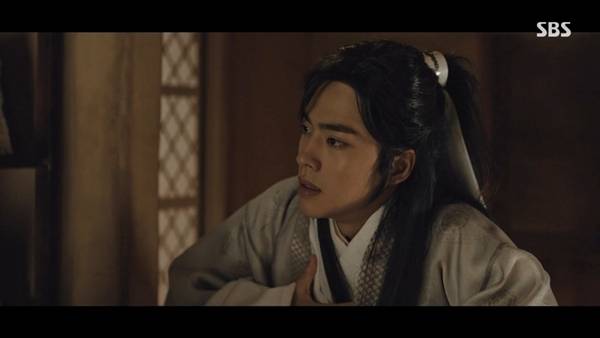 조한결은 지난 3일 방송된 SBS 금토드라마 ‘귀궁’에서 강철이(육성재 분)의 친족이자 또 하나의 이무기인 비비로 첫 등장했다.  / 사진 = ‘귀궁’ 캡처