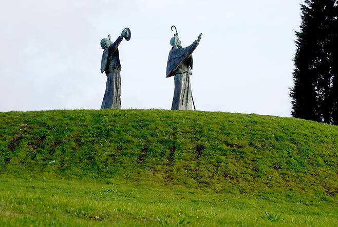 제주올레길 구간이 있는 산티아고 순례길 몬테 고소 구역