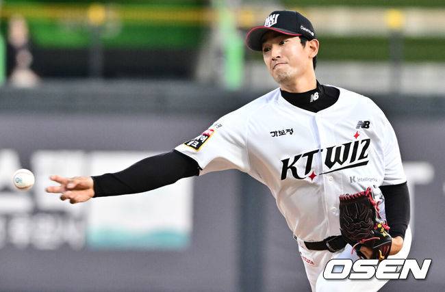 [OSEN=조은정 기자] KT 고영표. 2025.04.08 /cej@osen.co.kr