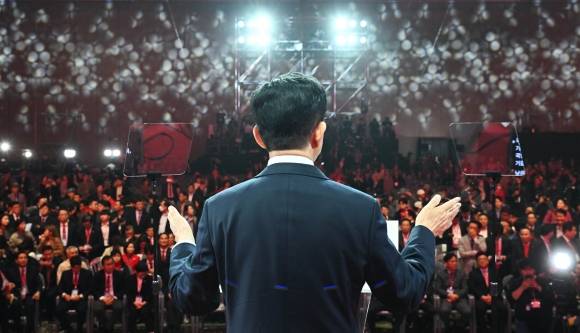 김문수 국민의힘 대선 후보가 3일 경기 일산 킨텍스에서 열린 제5차 전당대회에서 최종 후보로 확정된 뒤 수락연설을 하고 있다. 2025.5.3 홍윤기 기자