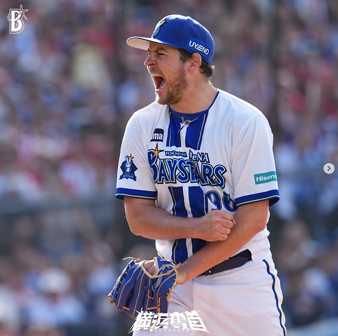 트레버 바우어.   요코하마 DeNA 베이스타스 인스타그램 캡처