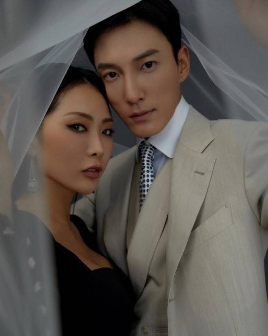 왼쪽부터 허니제이, 정담 부부 /사진=허니제이 SNS 캡처