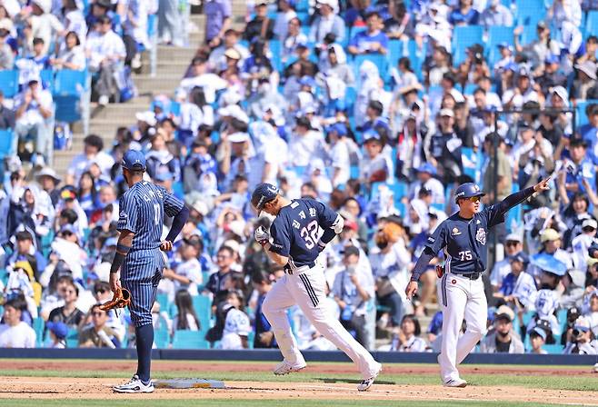 두산 베어스 김재환. 두산 베어스