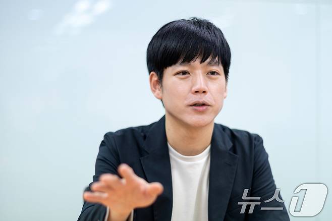 이동수 청년정치크루 대표는 "특정 정치 이슈에 매몰되는 것을 경계해야 한다.  또다시 정치 보복과 같은 이슈가 주요 의제로 다뤄지면 골든타임을 놓치게 된다"고 말했다. 2025.4.30/뉴스1 ⓒ News1 이승배 기자