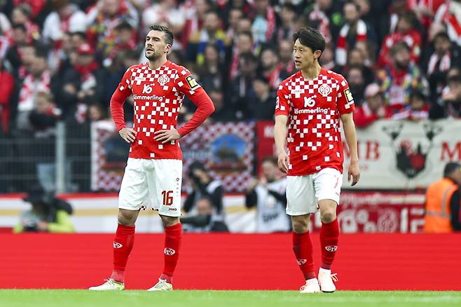 이재성(오른쪽). 사진 | 도르트문트=EPA연합뉴스