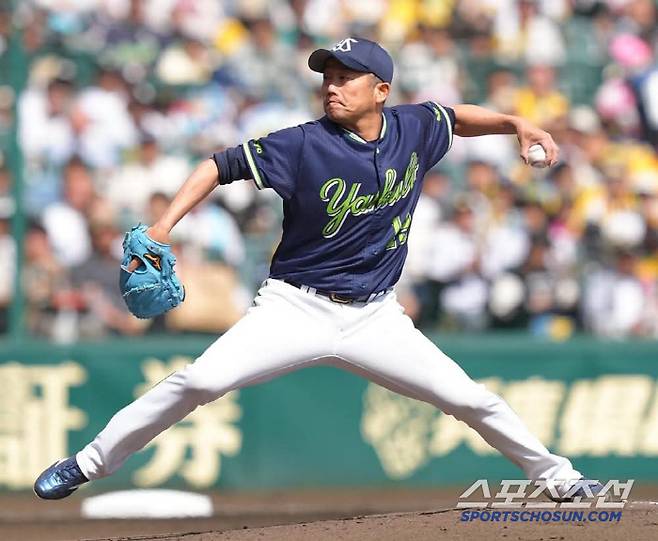 4일 한신을 상대로 통산 188번째 승리를 올린 야쿠르트 이시카와. 6이닝 1실점 호쿠로 세 번째 경기에서 2승을 수확했다. 사진캡처=야쿠르트 스왈로즈 SNS