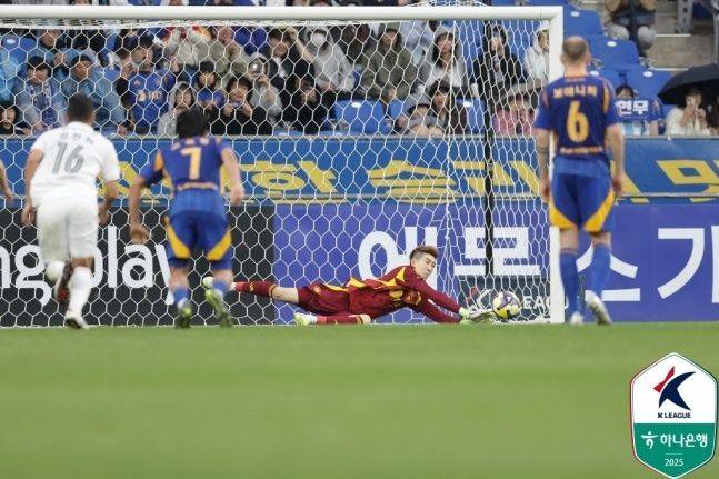 울산HD 골키퍼 조현우. ⓒ 한국프로축구연맹
