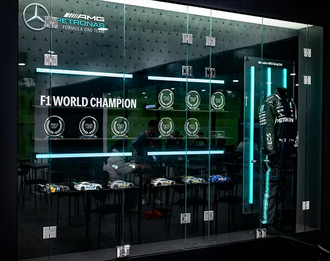 098ef319b6876ef120a8d3b706f11a39fe182391c30b8b9393