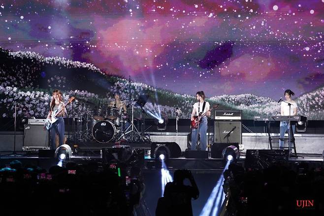 알렌워커 타이페이 공연 오피셜 인스타  QWERㄷㄷ