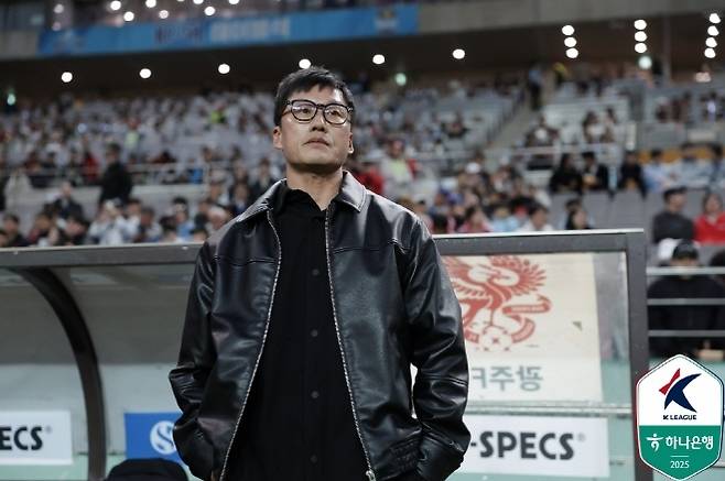 광주 FC 이정효 감독. 사진=한국프로축구연맹