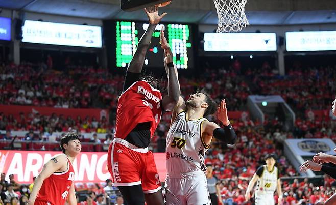 [서울=뉴시스] 프로농구 서울 SK의 자밀 워니. (사진=KBL 제공) *재판매 및 DB 금지