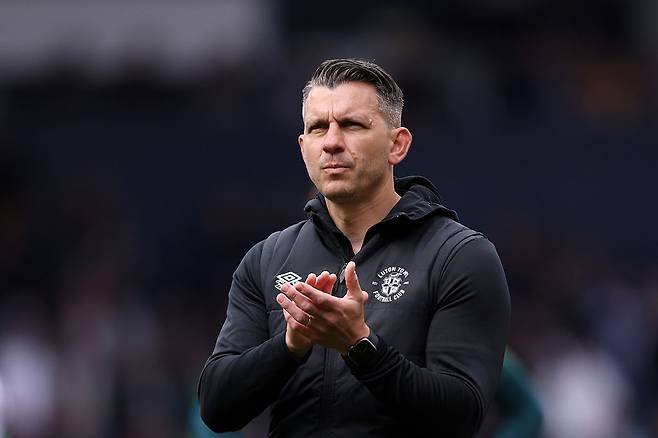 맷 블룸필드 루턴 감독. Getty Images