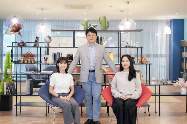 연구진 (왼쪽부터) 김예진 연구원(제1저자), 임정호 교수, 최현영 연구원. UNIST 제공