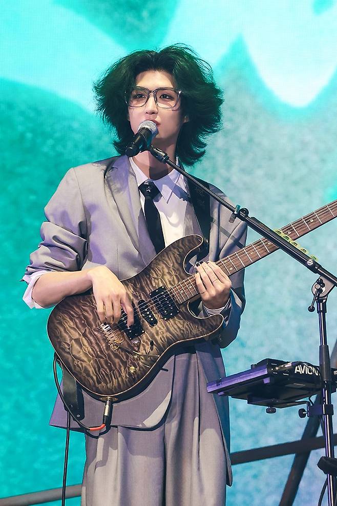 엑스디너리 히어로즈 준한. JYP엔터테인먼트 제공