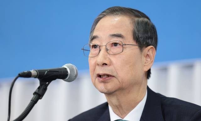 무소속 한덕수 대통령선거 예비후보가 6일 서울 중구 코리아나호텔에서 열린 관훈토론회에서 기조연설을 하고 있다. 연합뉴스