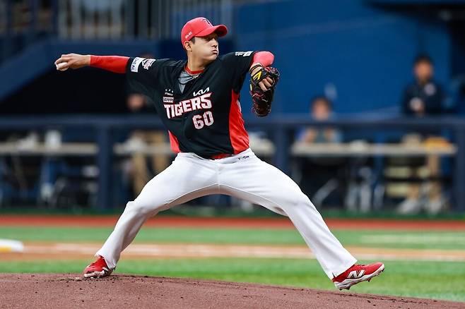 ▲ 6이닝 3실점 퀄리티스타트 피칭으로 팀이 버틸 수 있는 발판을 마련한 김도현 ⓒKIA타이거즈