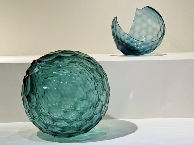 박성훈 작가 유리 작품. 김은영 기자