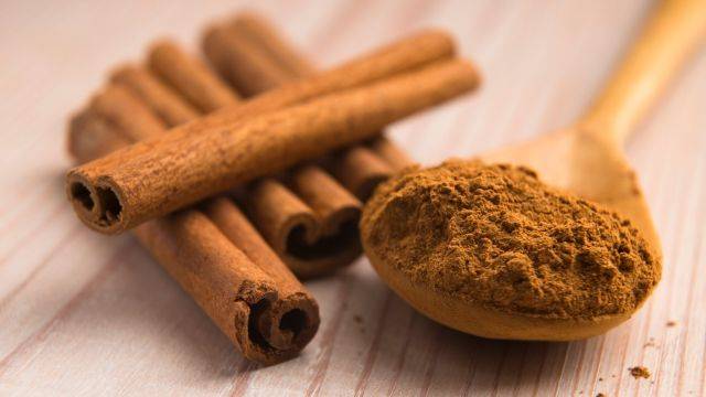 계피는 고혈압, 당뇨약 복용 시 약효를 떨어뜨릴 수 있다 | 출처: 클립아트코리아