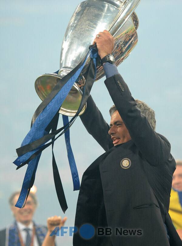 15년 전 인터 밀란의 트레블을 이끌었던 조제 무리뉴 감독. ⓒAFPBBNews = News1
