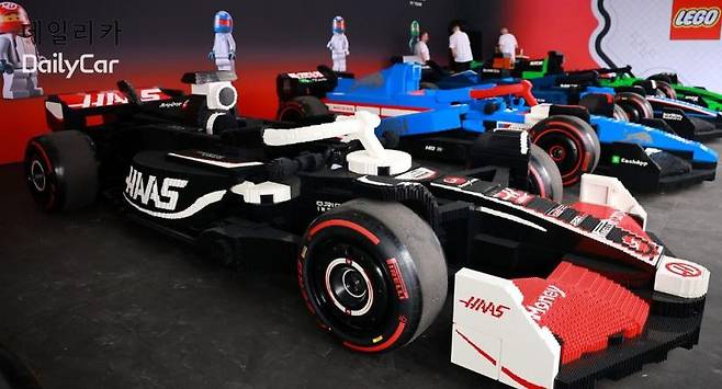 레고그룹, F1 마이애미 그랑프리서 레고 F1 레이스카 공개 (최고속도 시속 20km 주행)