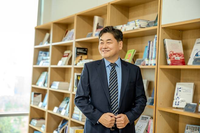 오는 10일자로 인천대학교 제4대 총장으로 임명된 이인재 교수. 인천대 제공