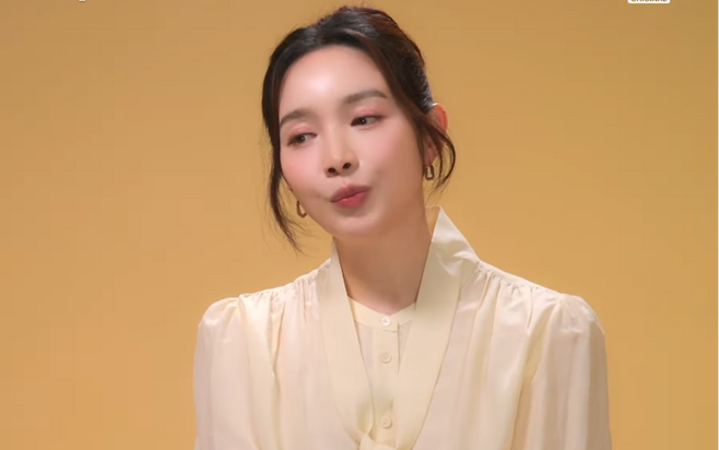 이민영이 20년 가까이 이어진 루머에 대해 처음으로 입을 열었다. SBS Plus, E채널 ‘솔로라서’ 갈무리