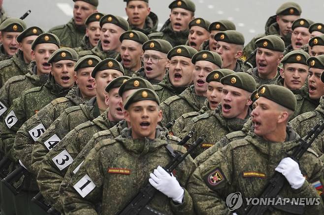 러시아 전승절 열병식 리허설 [AP 연합뉴스. 재판매 및 DB 금지]