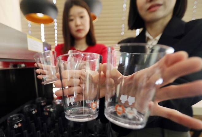 송파구 다회용기 '하하·호호 컵' 보급 [송파구 제공. 재판매 및 DB 금지]