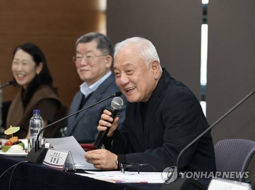 발언하는 김한길 국민통합위원장  [국민통합위원회 제공. 연합뉴스 자료사진]