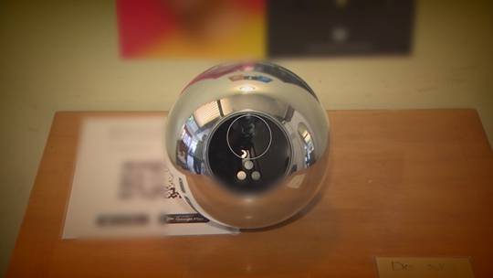 전국에 홍채 인식 기기가 있는 카페들이 있다. 원래 관리자가 있지만 없을 때도 미성년자의 인증이 이뤄졌다.