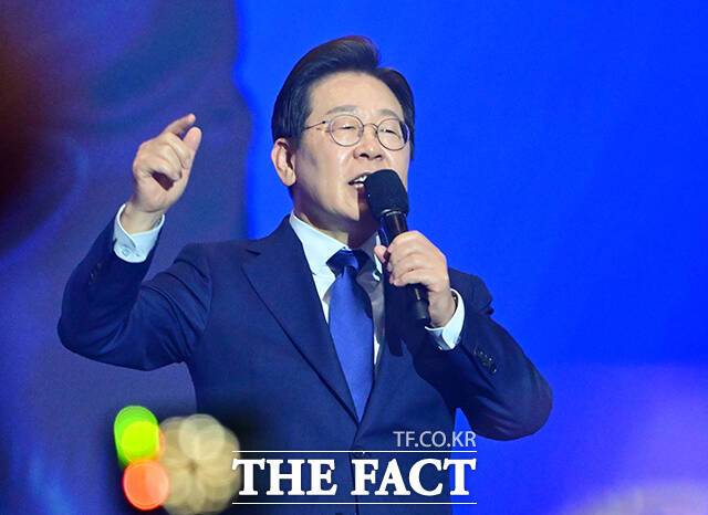 이재명 더불어민주당 대선 후보는 '어르신 돌봄 국가책임제' 시행을 핵심으로 하는 노인 정책을 8일 발표했다. /박헌우 기자