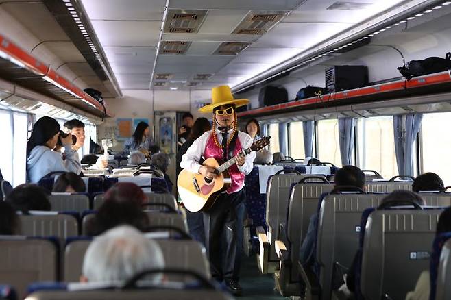 충남 예산·서산으로 떠나는 '레트로 낭만열차' 직접