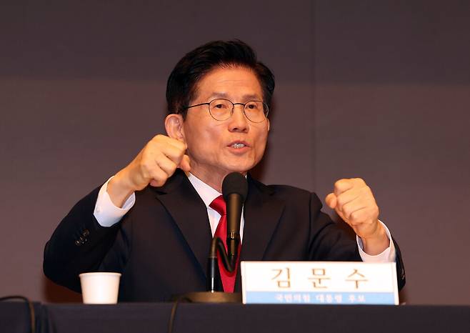 김문수 국민의힘 대선후보가 8일 오전 서울 중구 프레스센터에서 열린 관훈토론회에서 발언하고 있다. 김태형 기자 xogud555@hani.co.kr