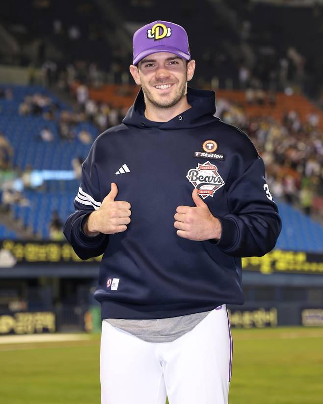 잭 로그. 두산 제공