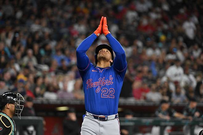 <yonhap photo-2340="">8일(한국시간) 애리조나 원정에서 멀티 홈런으로 팀 승리를 이끈 후안 소토. [AFP=연합뉴스]</yonhap>