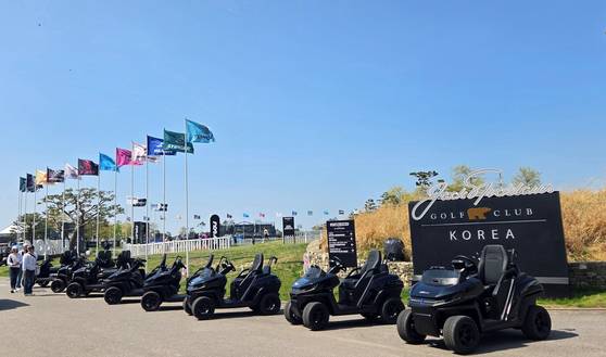 LIV 골프 코리아에서 선보인 싱글 AP. 메이트모빌리티