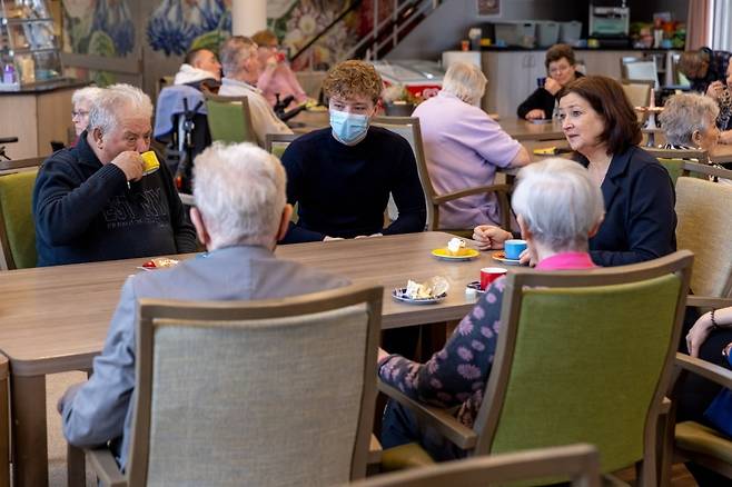 네덜란드 후마니타스 /후마니타스 페이스북 페이지