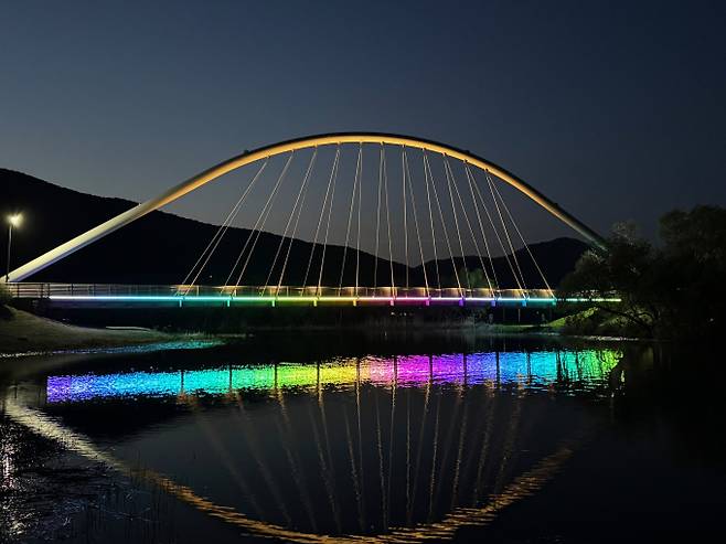 남양주 명소 물의정원 뱃나들이교 조명. /사진제공=남양주시