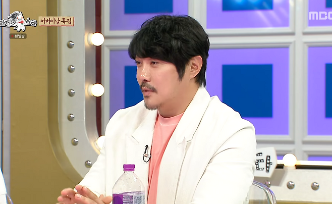 KCM이 아내와의 첫 만남부터 결혼을 결심하게 된 계기까지 진솔하게 털어놨다. MBC ‘라디오스타’ 방송화면 캡처