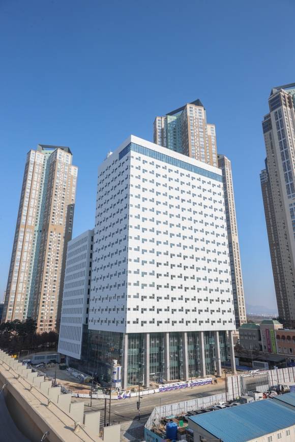 상당수 빈 공간으로 방치중인 백석별관 전경