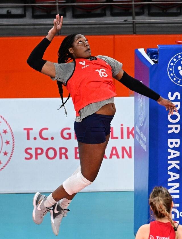 페퍼저축은행의 선택을 받은 조 웨더링튼. (KOVO 제공)